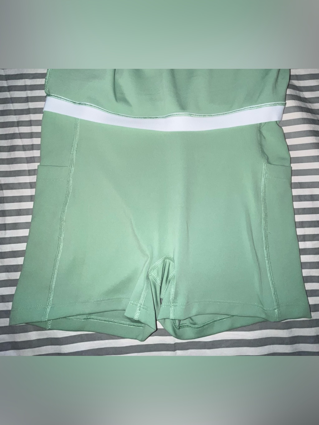 Paragon Fitwear Reluna Max Out Bra + Ace Mid-Rise Mini Skort In Matcha Sz M — image 8 of 8